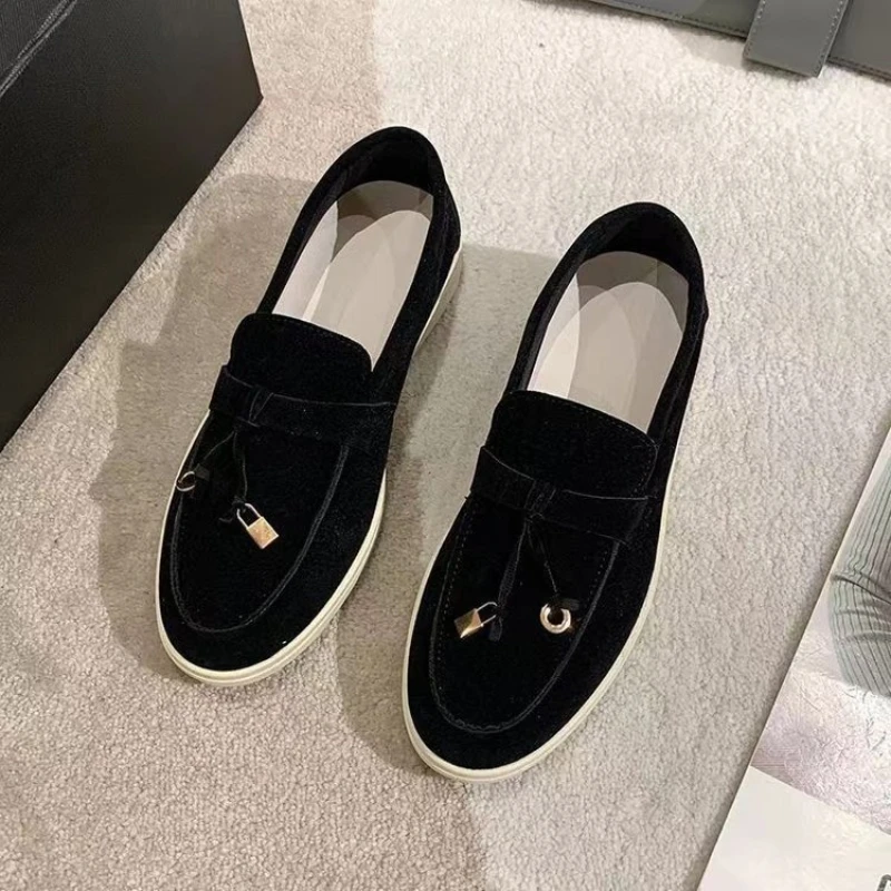 The New Women Shoes High Quality Red Loafers Fashion High-end Shoes for Women Casual Loafers Casual Sneakers Zapatos De Mujer 4