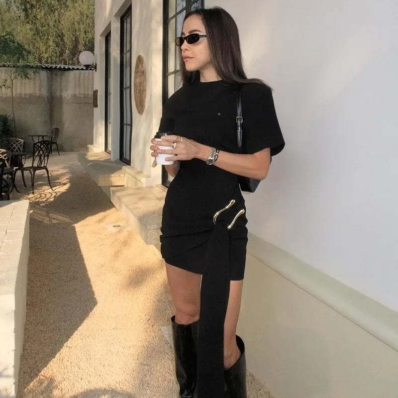 Fashion New Women's Slim-fit Crew Neck Short Sleeve Hip Wrap Dress Metal Buckle Decorative Elegant Short Casual Black Skirt