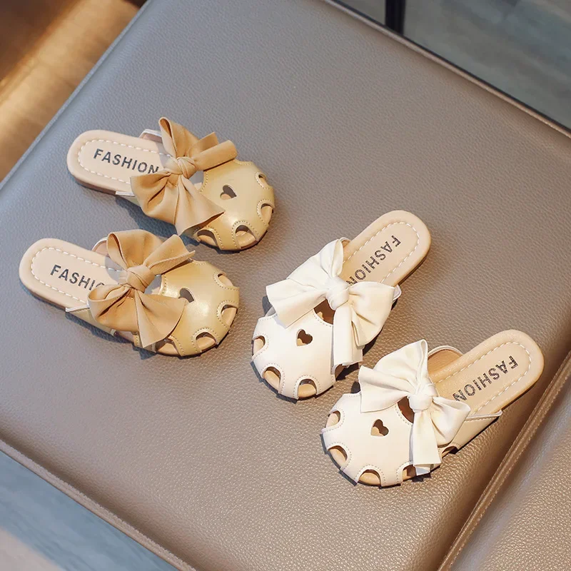 

Children's Slippers Summer New Hollow Bow Toe Sandals Korean Version Anti-slip Soft Sole Fashion Girls' Shoes