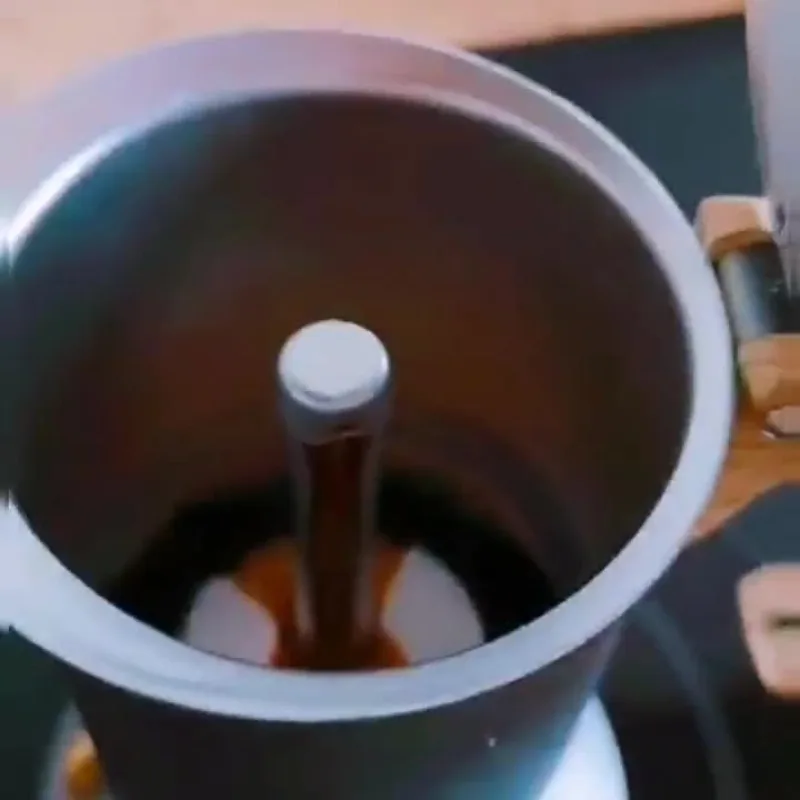 Convenient and Easy To Use Nordic Italian Moka Pot Food Grade Aluminum Coffee Machine Cover Induction Cooker Heating Gifts