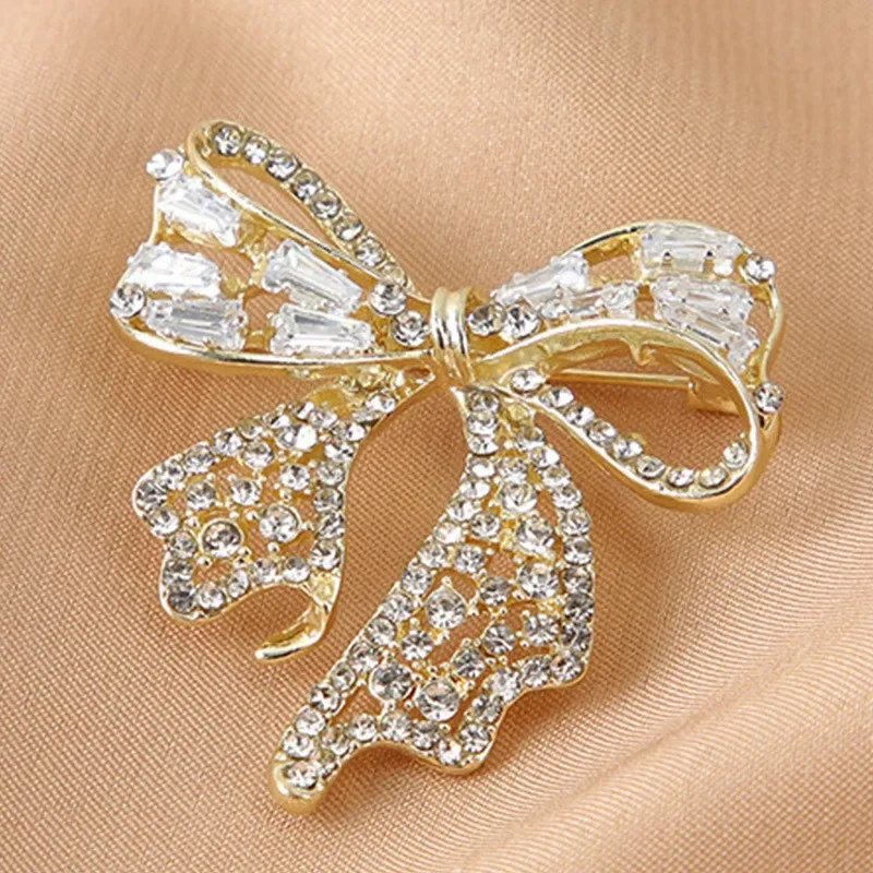 Bowknot Brooch 1pc Elegant with Shiny Rhinestones Wreath Angel Wings Pin Jewelry Accessories