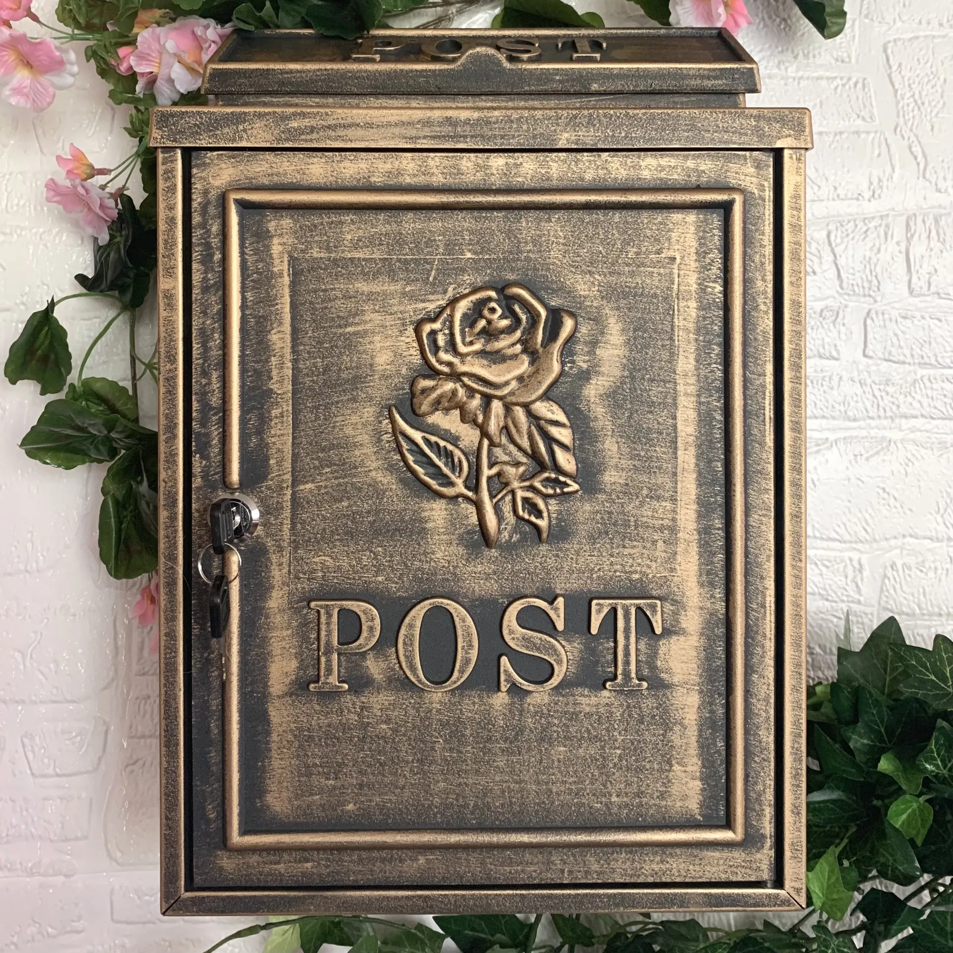Villa Letter Box Rain-Proof Old-Fashioned European English Villa Mailbox Outdoor Mailbox Creative Letter Box Inbox
