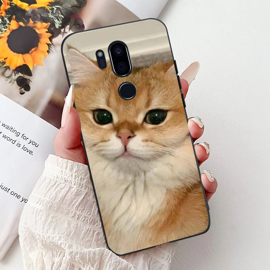 Cute Cat Luxury Painted Soft Slim Phone Case - Stylish Protective Cover