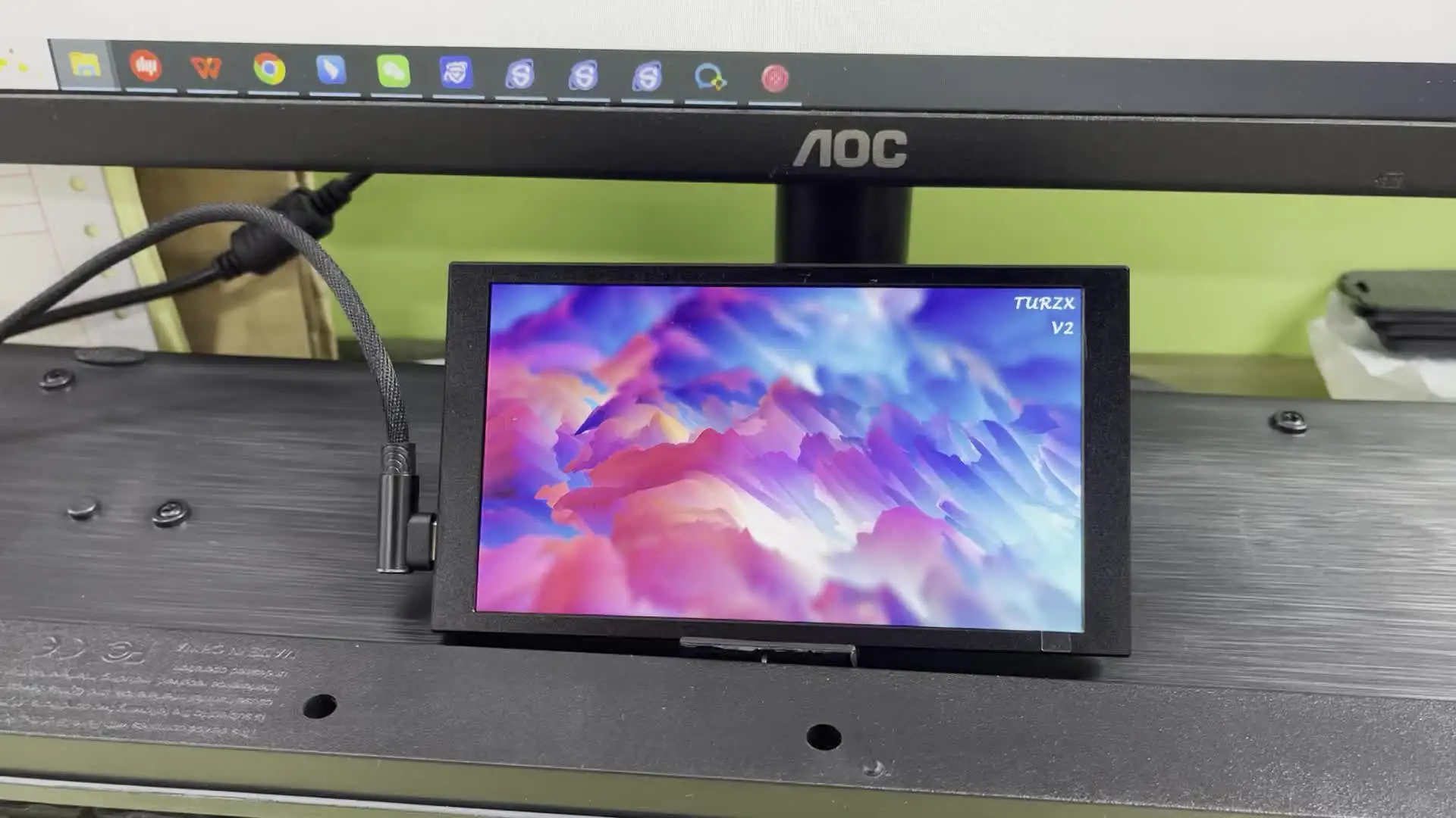 TURZX New 5.2 Inch IPS Secondary Screen 1280x720 USB-C Interface