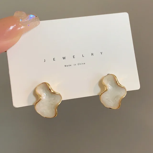 Abstract Alien White Color Cloud Irregular Stud Earring 1