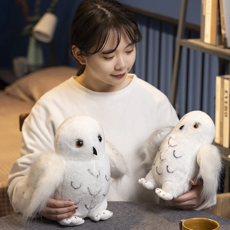 Búho de peluche de ojos grandes para decoración del hogar