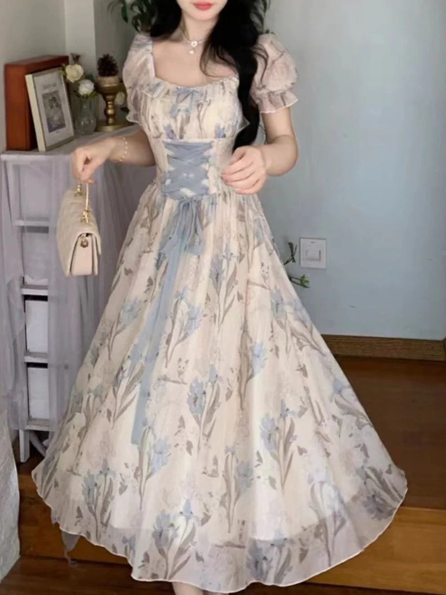 Pooping in a Flowy Victorian-Inspired Midi Dress? Here\u0026#39;s How I Made It  Work (Without the Embarrassment), image size:900x1200