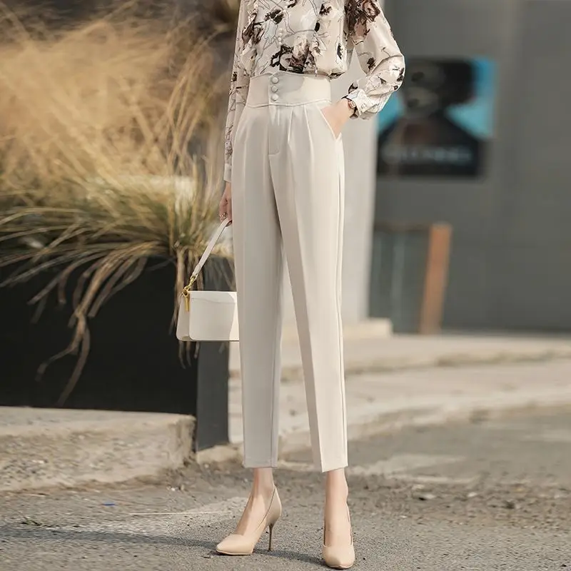 yellow strapless homecoming dress Zapaka Women Sweetheart A Line Tiered Short Cocktail Dress, Light Yellow / US10 BENEFIT1--Stretch Collar--Stain Release Size:Knob Satin Fabric Color Raelyn Black and White