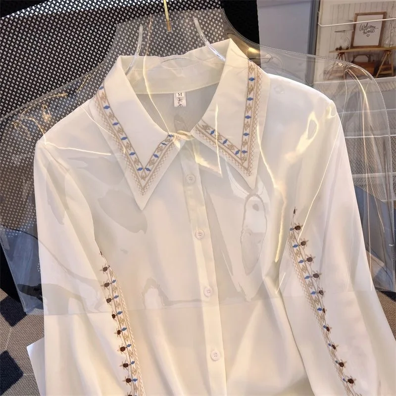 수 놓은 여성은 모든 경기 고품질 여성 우아한 블라우스 숙녀 작업복 셔츠 흰색 꽃 Clothings 쉬폰 탑