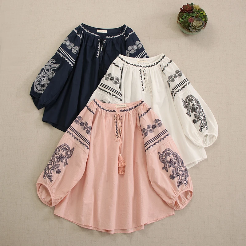 Tavimart Japan Style Mori Girl O-Neck Embroidery Half Sleeve Shirt Loose Cotton Blouse Women