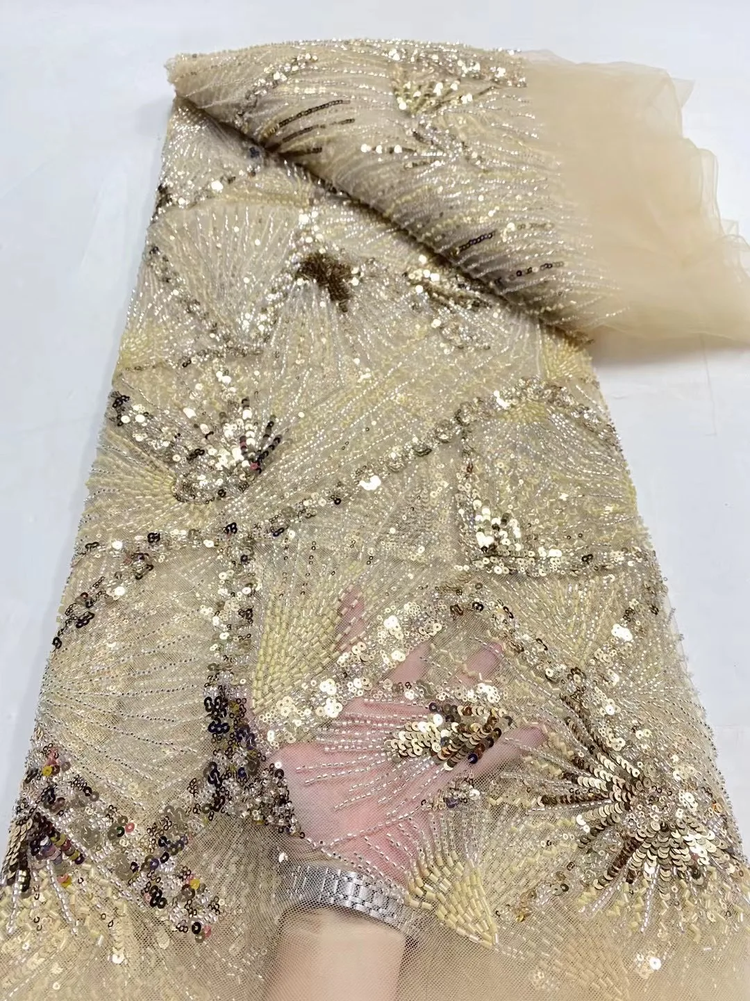 African Groom Sequined Lace Fabrics High Quality French Tulle Beaded Mesh Lace Fabrics Wedding Dress Material Sewing