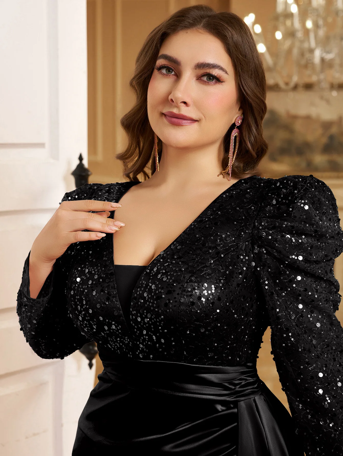 فستان ستان مقاس كبير مزين لؤلؤ وترتر