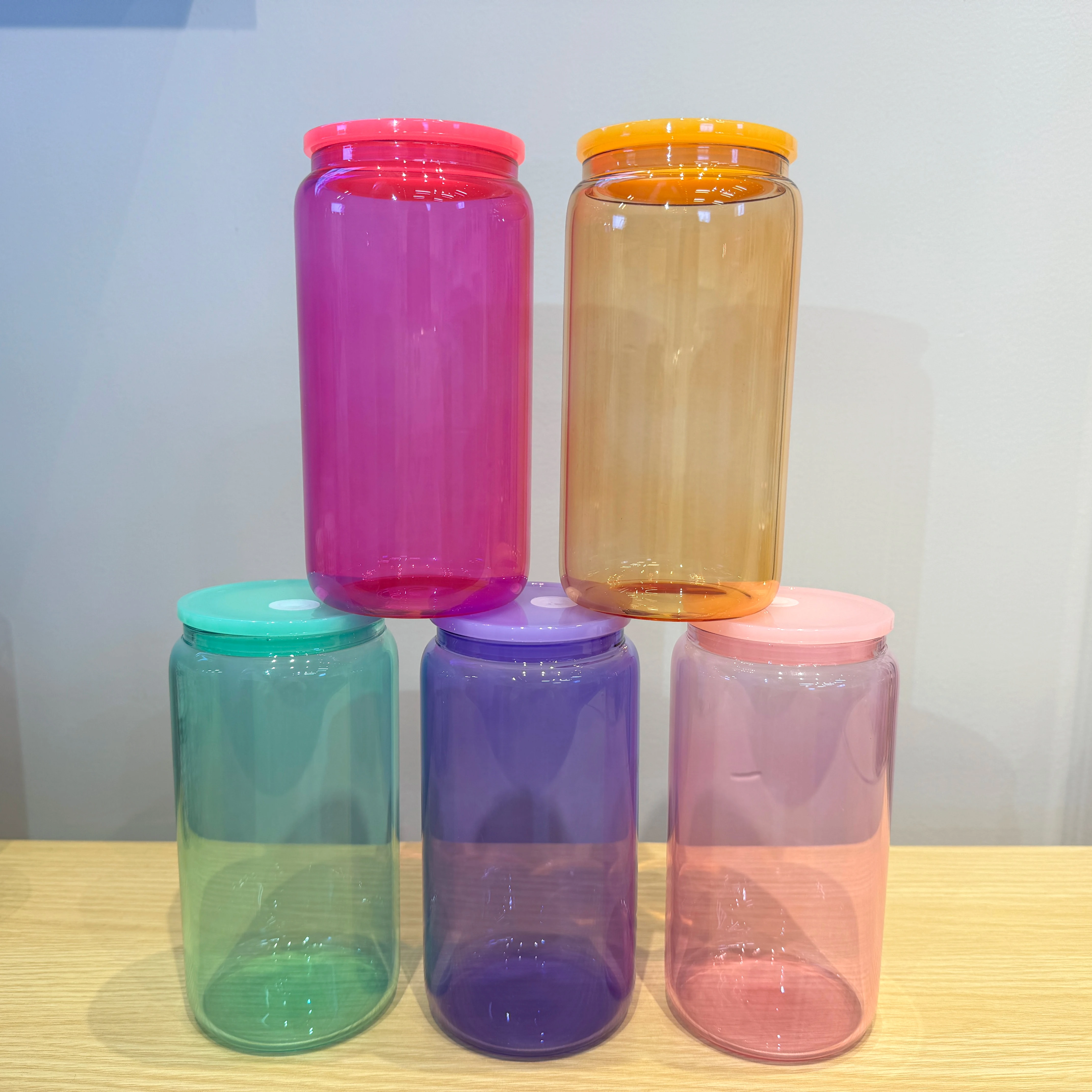 

USA Warehouse 25Packs 16oz Glass Tumbler Drinking Water Bottle Clear Colored Sublimation Glass Can with Plastic Lid