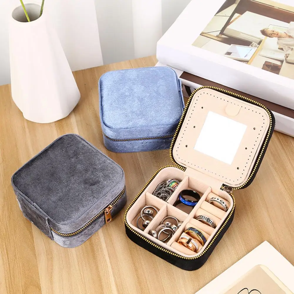 

Travel-friendly Jewelry Box Portable Jewelry Storage Box with Mirror Flannel Lining Capacity Travel Organizer for Earrings Rings