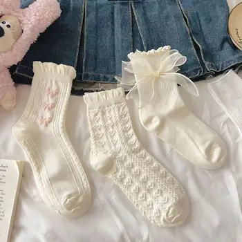 جوارب نسائية متوسطة الطول بلمسة دانتيل — صورة 5