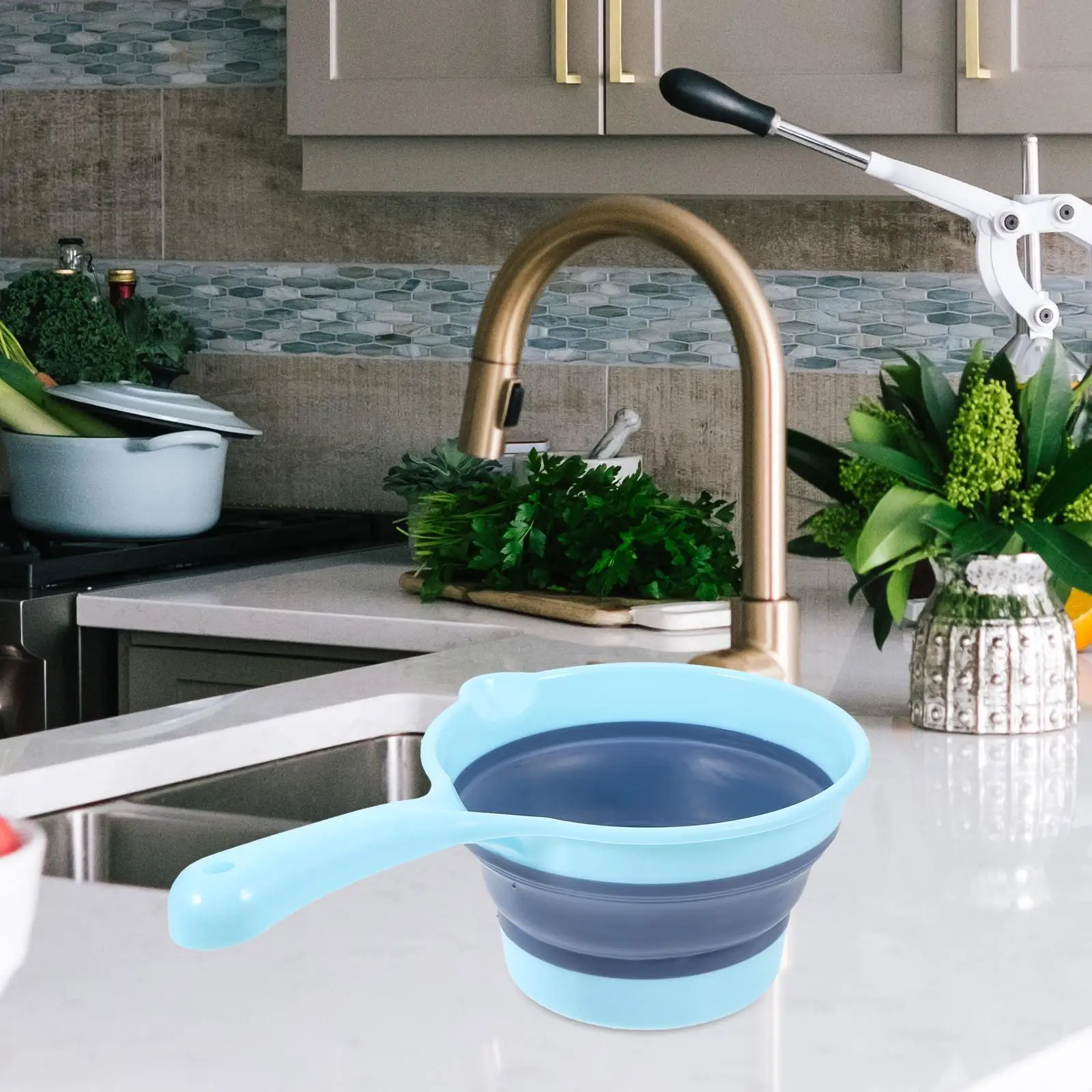 2 Pcs Folding Spoon Mug Pale and Dipper Bath Jug Clear Cup Sink Faucet Portable Bailer Hanging Water Ladles Household Soap