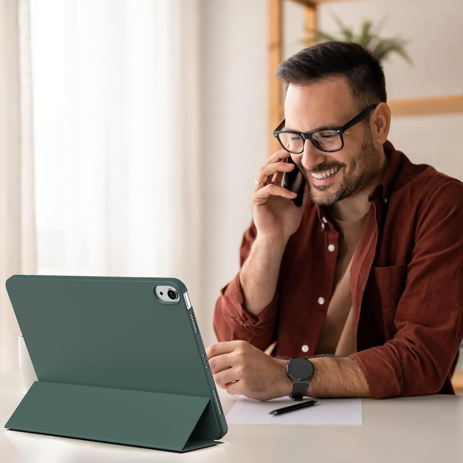 Versatile Trifold Stand Smart Cover with Soft TPU Back
