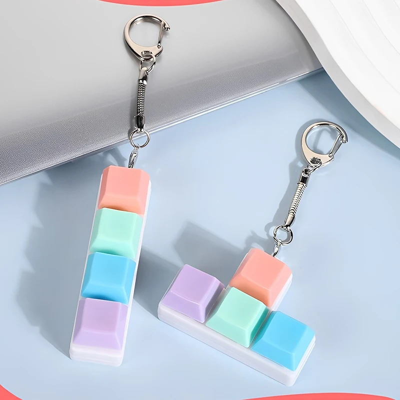Kreative Dekompressions-Tastatur mit Macaron-förmigen Tastenkappen, Dekompressions-Schlüsselanhängern und kleinen Spielzeuganhängern – Detail 8