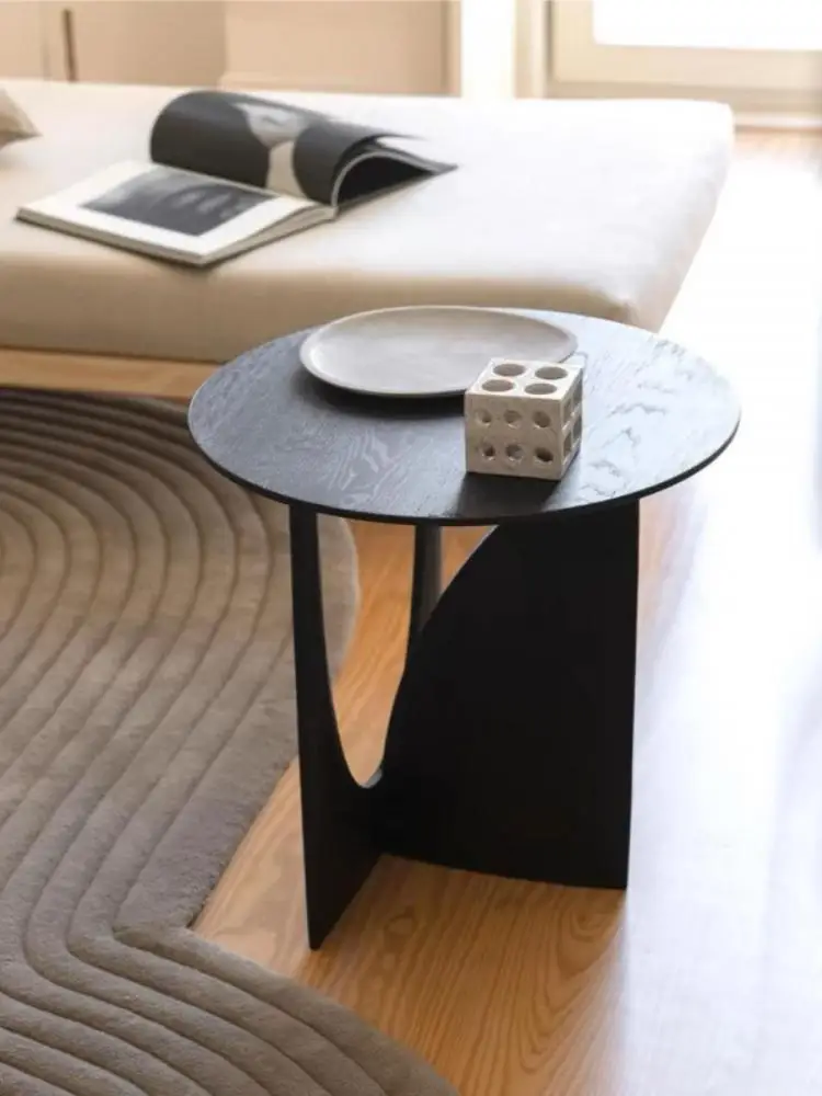 Middle Ages-silent Wind Coffee Table Solid Wood Round Side Table Designer Corner Black Small Round Simple Coffee