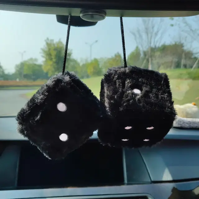 Auto Hängend Ornament, 2 Paar Plüschwürfel Fuzzy Dice Auto