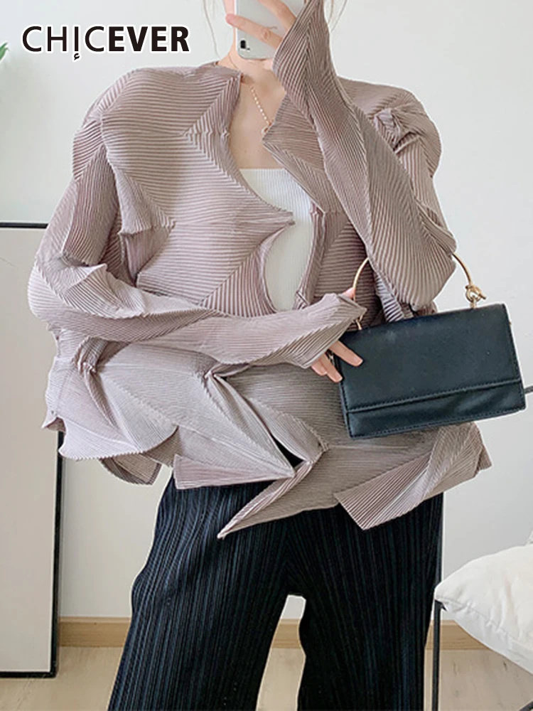 

CHICEVER Solid Patchwork Folds Coats For Women Round Long Sleeve Irregular Vintage Loose Coat Female Spring Fashion Clothing New