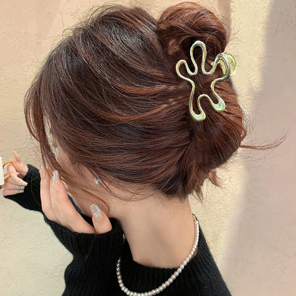 Curved Alloy Hair Claw Golden Sliver Hairpin Women Party Retro Hairpin Festival Korean Hair Accessories Headwear Crab Clip