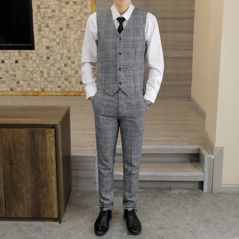 Men's Slim Fit Business Suit Three-Piece Set Stylish Vest Trousers Wedding Gentleman's Ensemble Handsome Professional Attire
