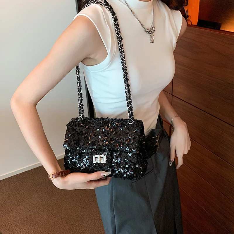 Popular Women's New 2024 Fashionable Sequins Shoulder Summer Niche Versatile Chain Crossbody Small Square Bag