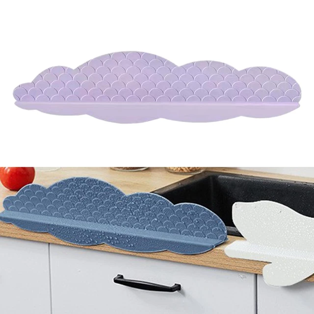 Nettoyer le silicone sale dans les salles de bain et les cuisines 