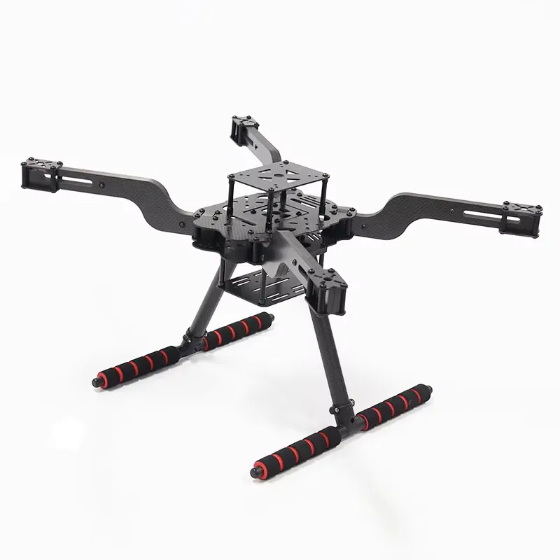 Gros plan sur le cadre drone course FPV 7 pouces en fibre de carbone Fly350 350mm, détail des trous de montage et du support caméra.