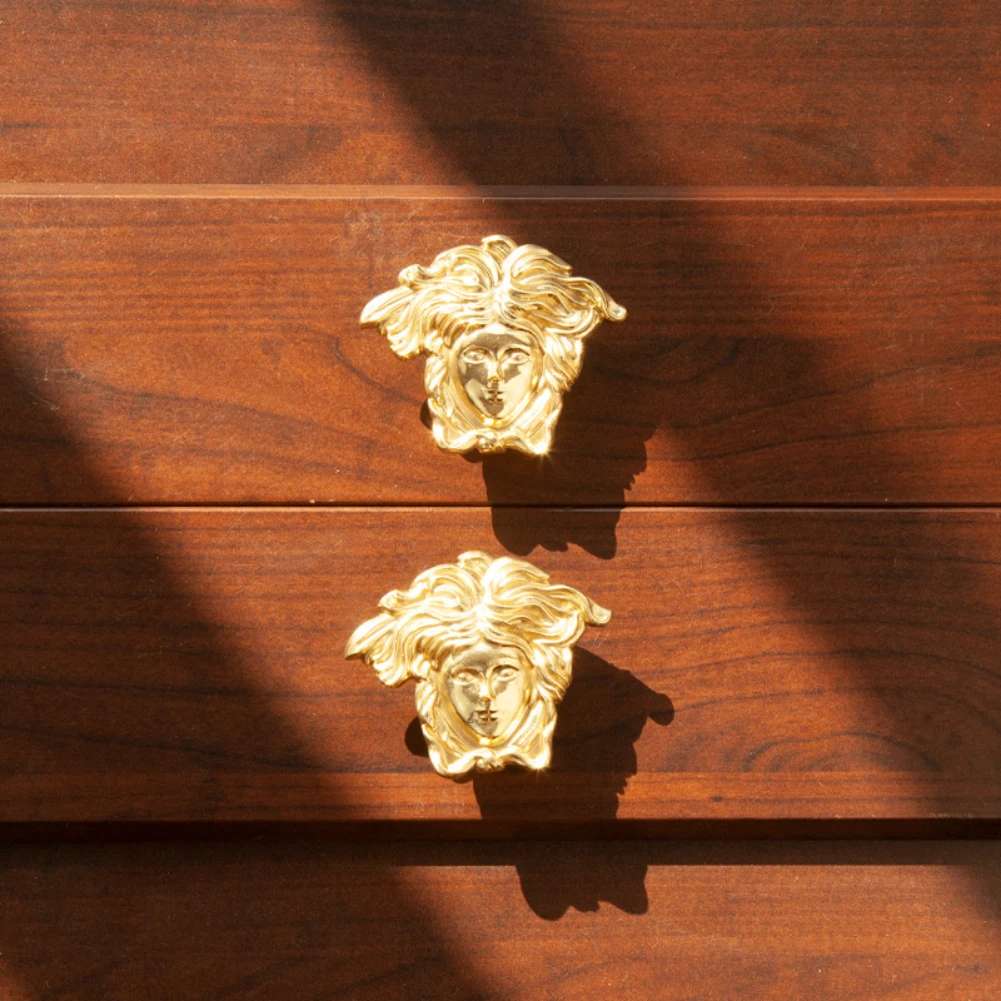 Creative Light Luxury Gold Decoration Angel Human Face Handle Brass Drawer Wardrobe Cabinet Door Retro Single Hole Handle