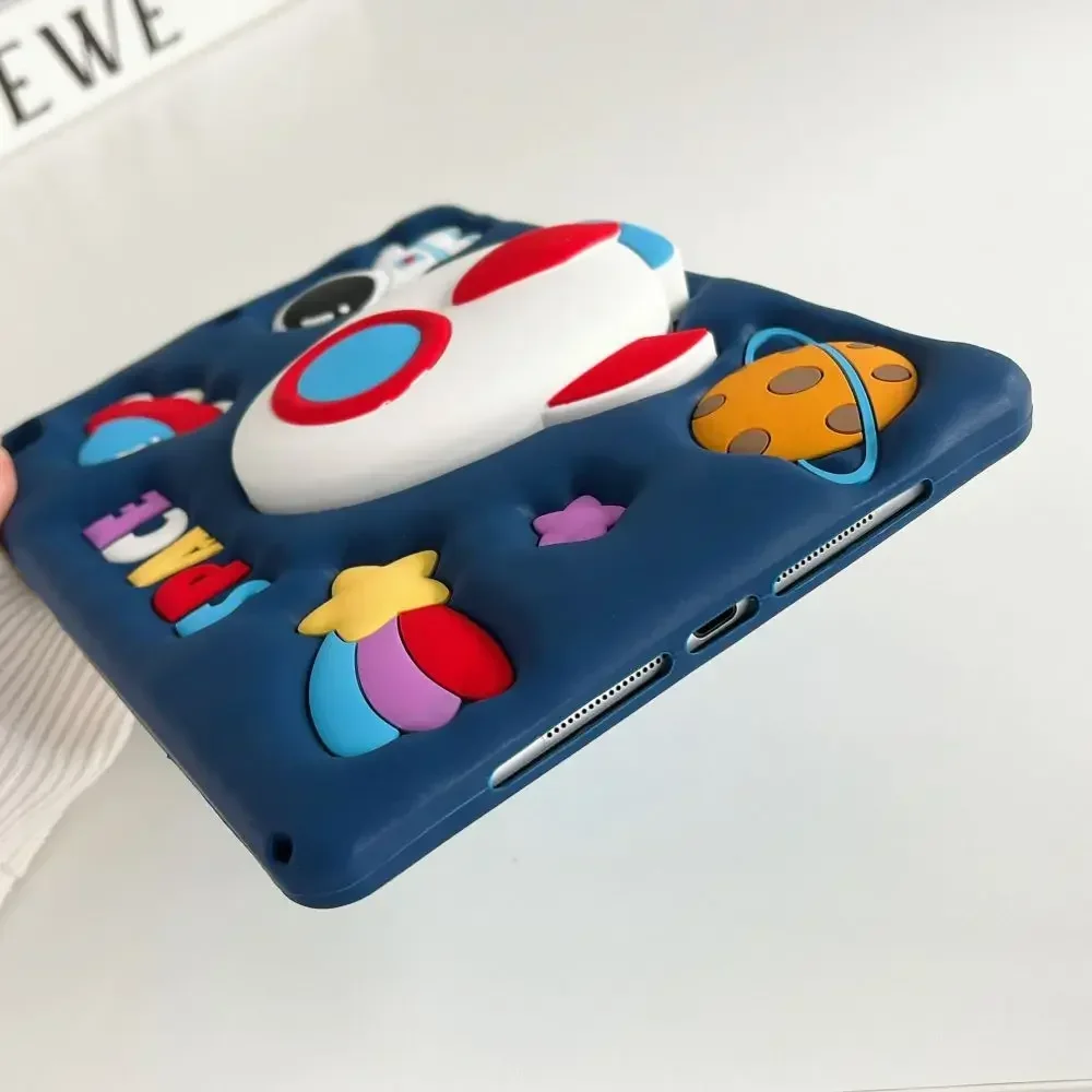 Cute Case with Rocket Stand