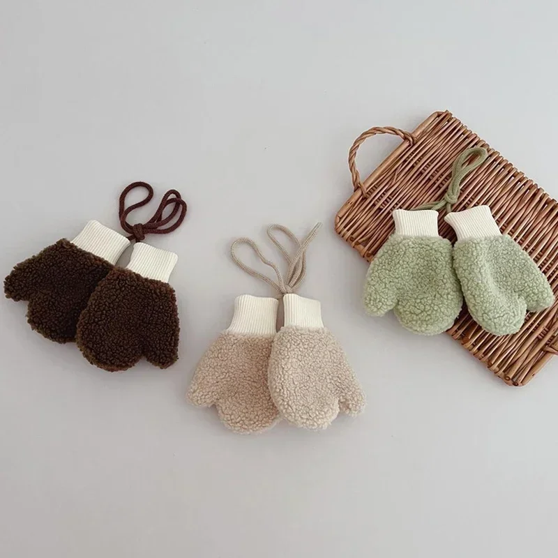 Thicken Lamb Wool Warm Boys Girls Baby Gloves Winter Children Full Finger Gloves with Ropes Kid Cartoon Bear Snow Outdoor