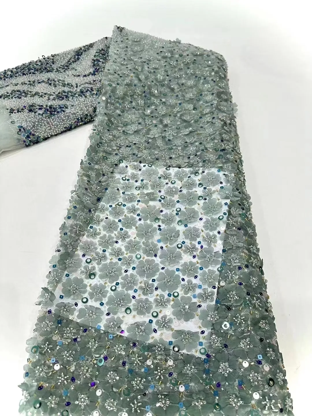 

Luxurious African Lace Fabric Sequins Beads Embroidery Groom Nigerian High Quality French Tulle Lace Fabric For Wedding