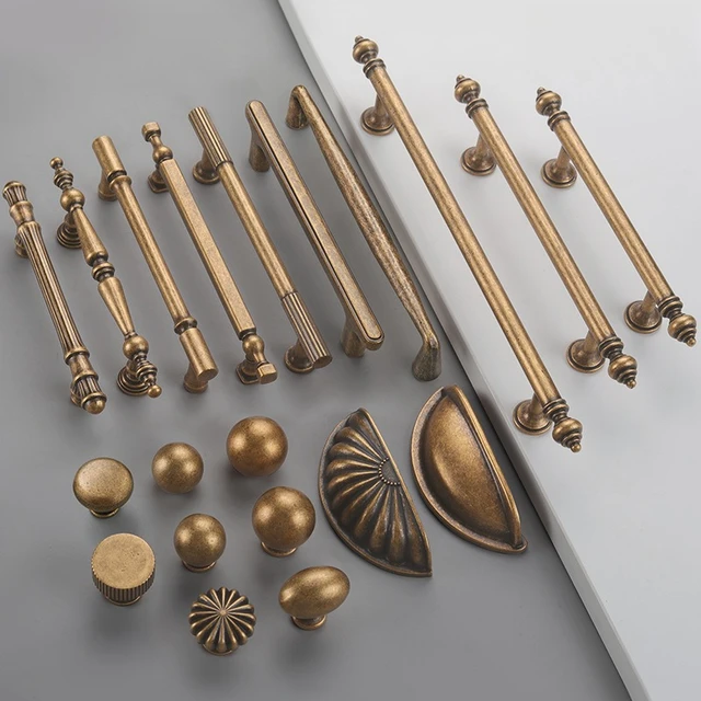 มือจับตู้สีบรอนซ์โบราณ มือจับประตูตู้เสื้อผ้าสไตล์เรโทร แบบรูเดียว มือจับลิ้นชัก วัสดุโลหะผสมสังกะสี อุปกรณ์จับสำหรับเก็บของ อุปกรณ์ฮาร์ดแวร์เฟอร์นิเจอร์ครัว 1