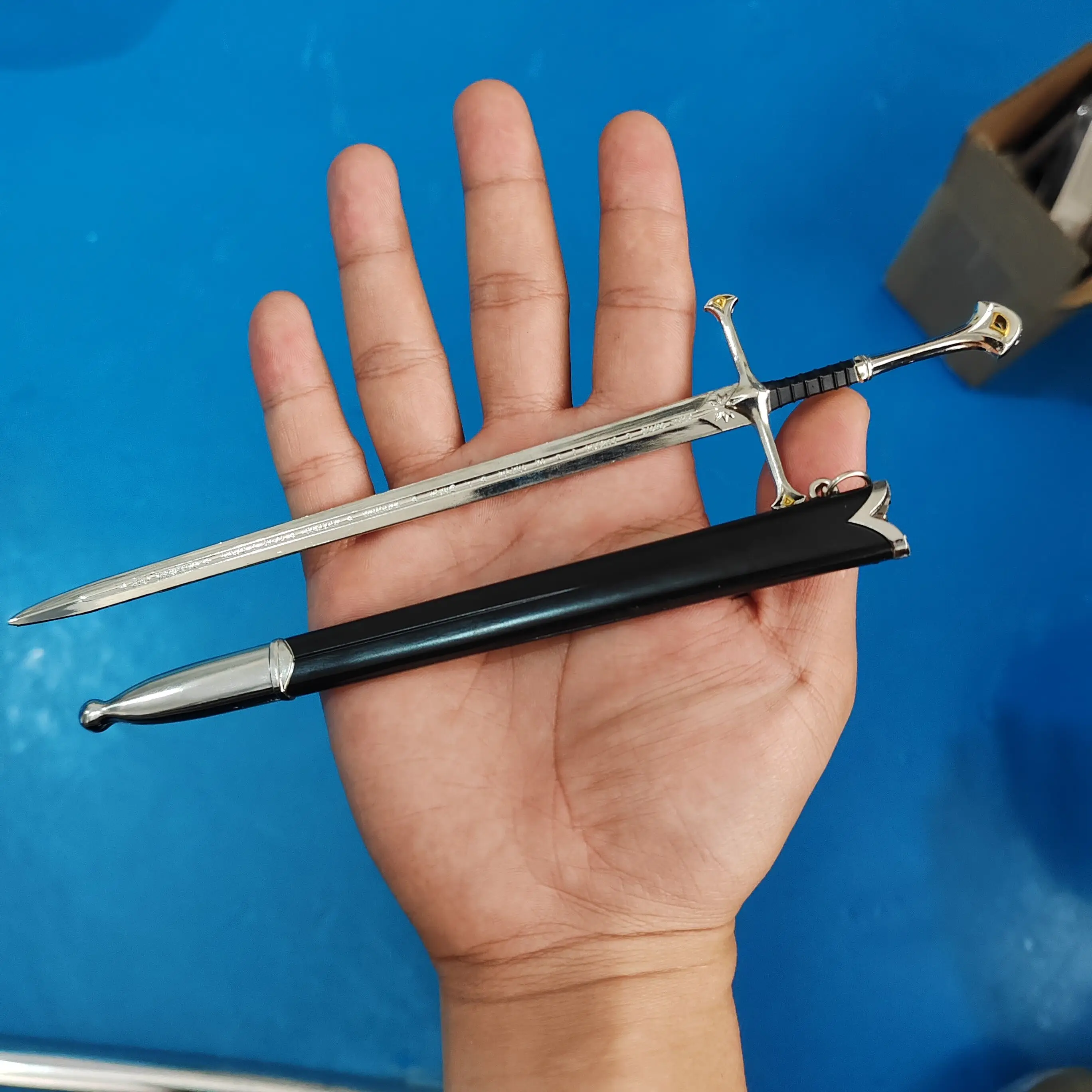 22 センチメートルエルフアンドゥリル中つ国の武器グラムドリング