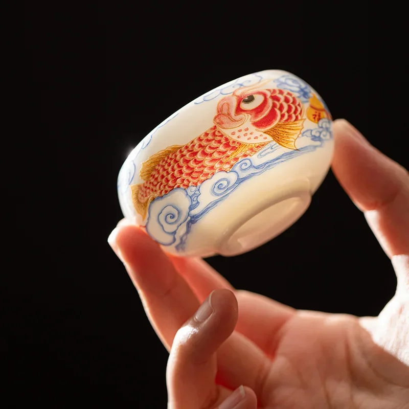1pcs Chinese Style Fish Tea Cup White Ceramic Kung Fu Teacup Tea Set Household Small Cup Ceramic Teaware Gift New