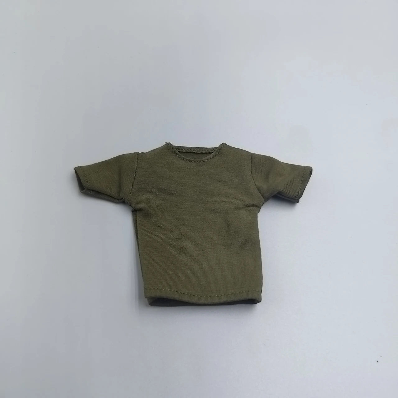 Black T-Shirt Accessory for 12 Action Figures (1/6 Scale)