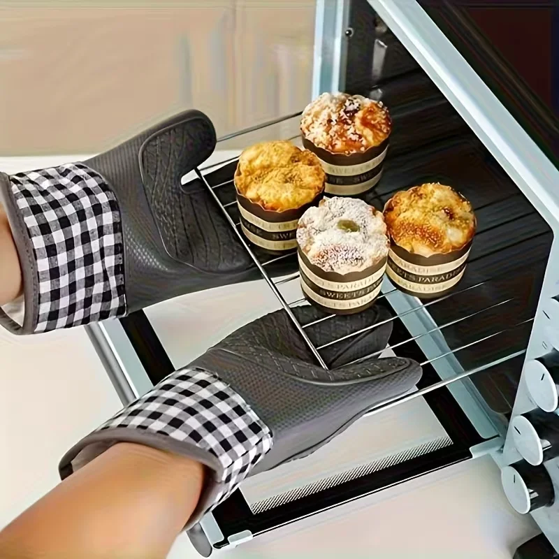 Silicone Non-Slip Kitchen Gloves - Hand Washable