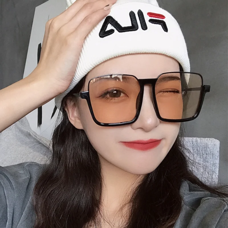 

2023 Brand New INS Vintage Large Half Frame Sunglasses Korean Fashion Semi-Rimless Glasses Sunglasses for Women Girls