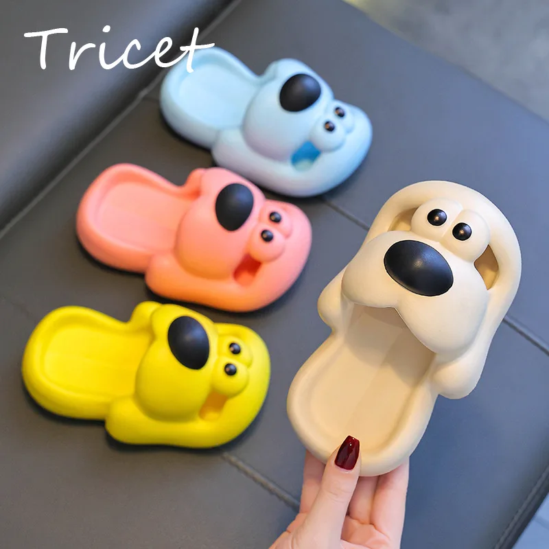

2024 Cartoon Dog Boys Girls Slippers Summer EVA Solid Outdoor Slippers For Kids Soft Bottom Non Slip Beach Children Shoes