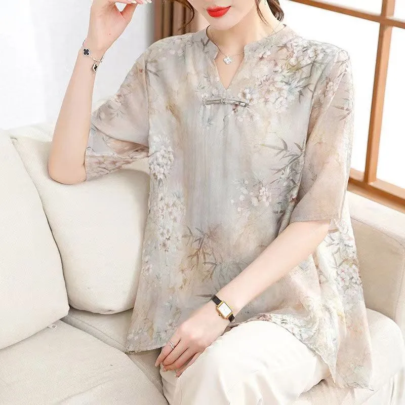 

Retro Summer Middle Aaged Women Fashion Casual Short Sleeve Button V-neck Blouse Tops Female Flower Print Loose 4XL Shirt