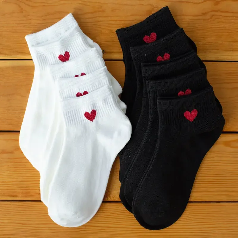 

5 Pairs/lot Fashion Elegant Solid Black White Women Hearts Socks Summer Spring Vintage Student Girls Short Female Low Cut Ankle