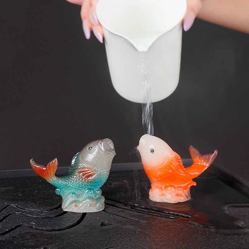 Creative Resin Cute Color Changing Fish Shape Ornament, Micro Landscape Tea Pet Indoor Desktop Decorations Accessories Play, 1Pc