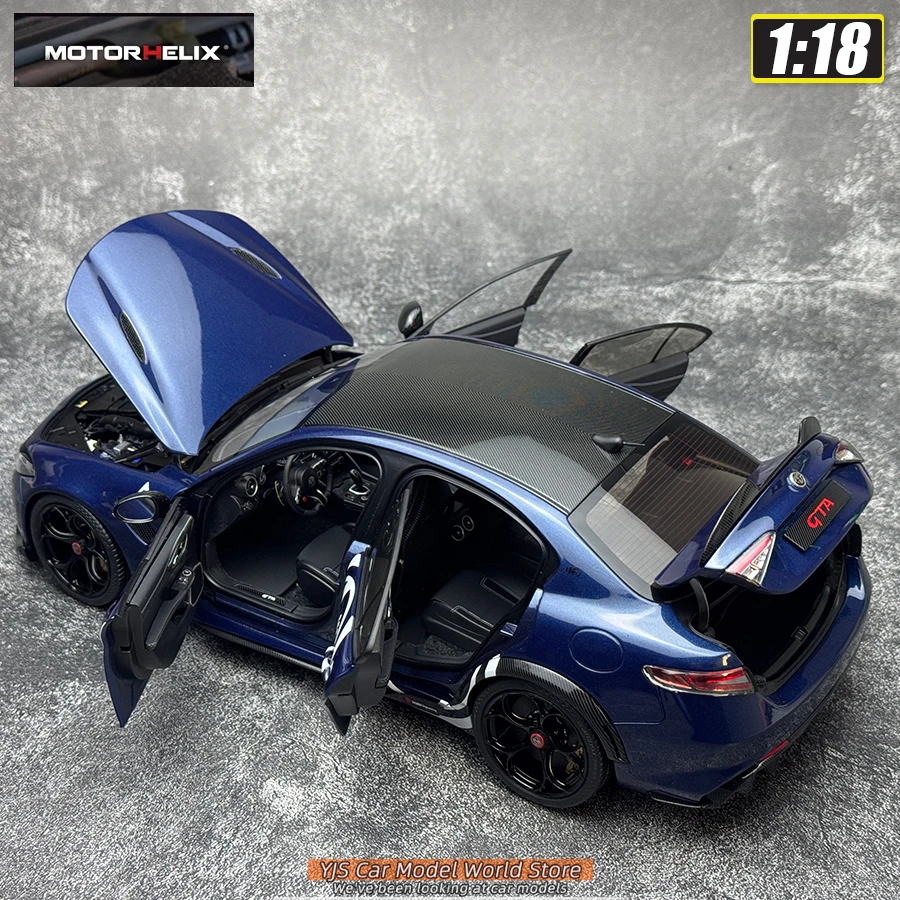 MOTORHELIX Alfa Romeo Giulia 1/18モデルミニカー MOTORHELIX 1/18 Alfa Romeo Giulia GTA Sports car metal car model