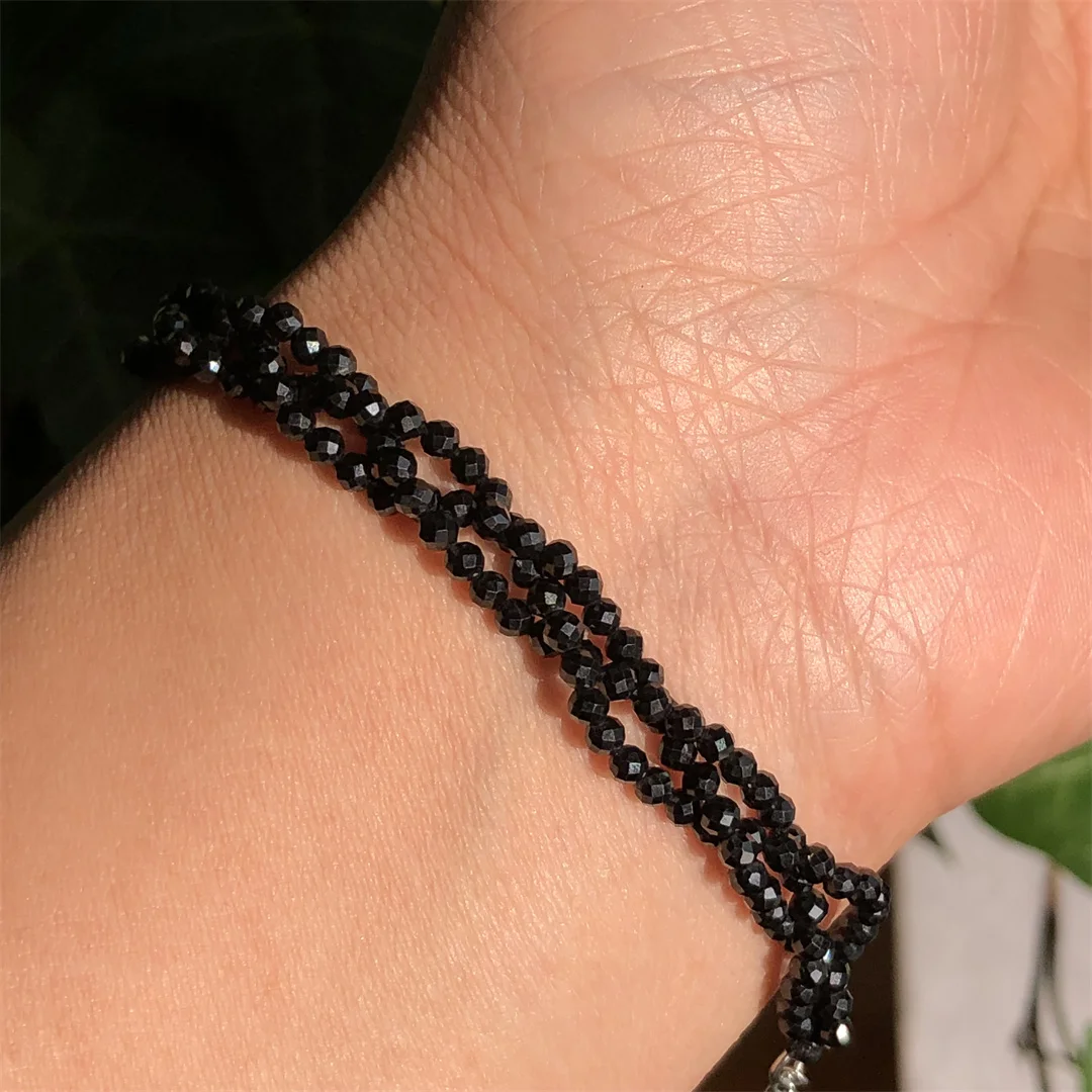 4/4.3mm A/AA Perles de Spinelle noir naturel en rondelle facettée x16cm
