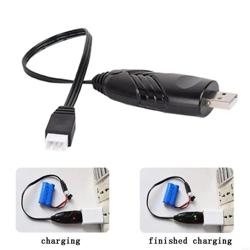 Chargeur multiport USB intelligent 7.4V connecté à plusieurs batteries Li-ion RC via ses câbles de sortie.