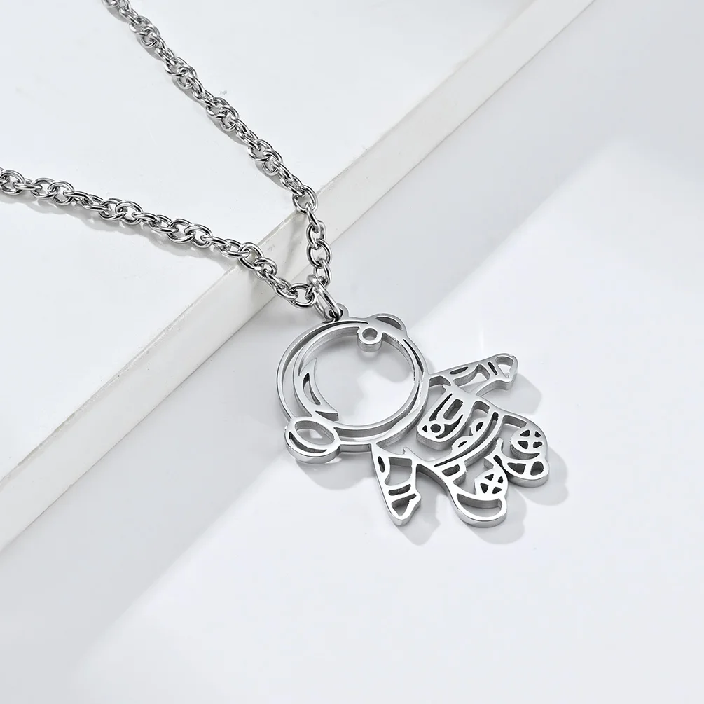 

JHSL Men Spaceman Astronaut Pendants Necklace Stranger Silver Color Stainless Steel Fashion Jewelry Party Gift