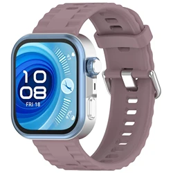 Silicone Sport Strap in Assorted Colors - Smartwatch Replacement Bracelet for Huawei fit 4-4 pro (New Plum)