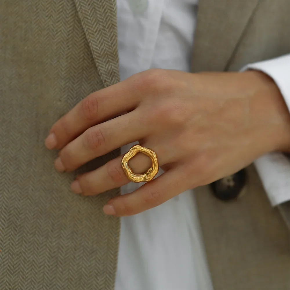 Vintage Aesthetics Hollow Indie Flower Shape Knuckle Ring for Women Luxury Designer Geometric Finger Ring Punk Jewelry Wholesale